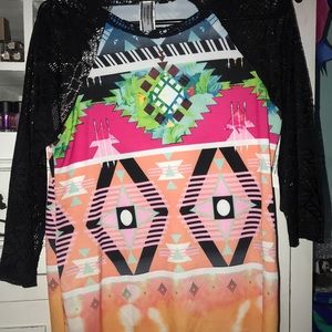 Lace sleeve colorful top